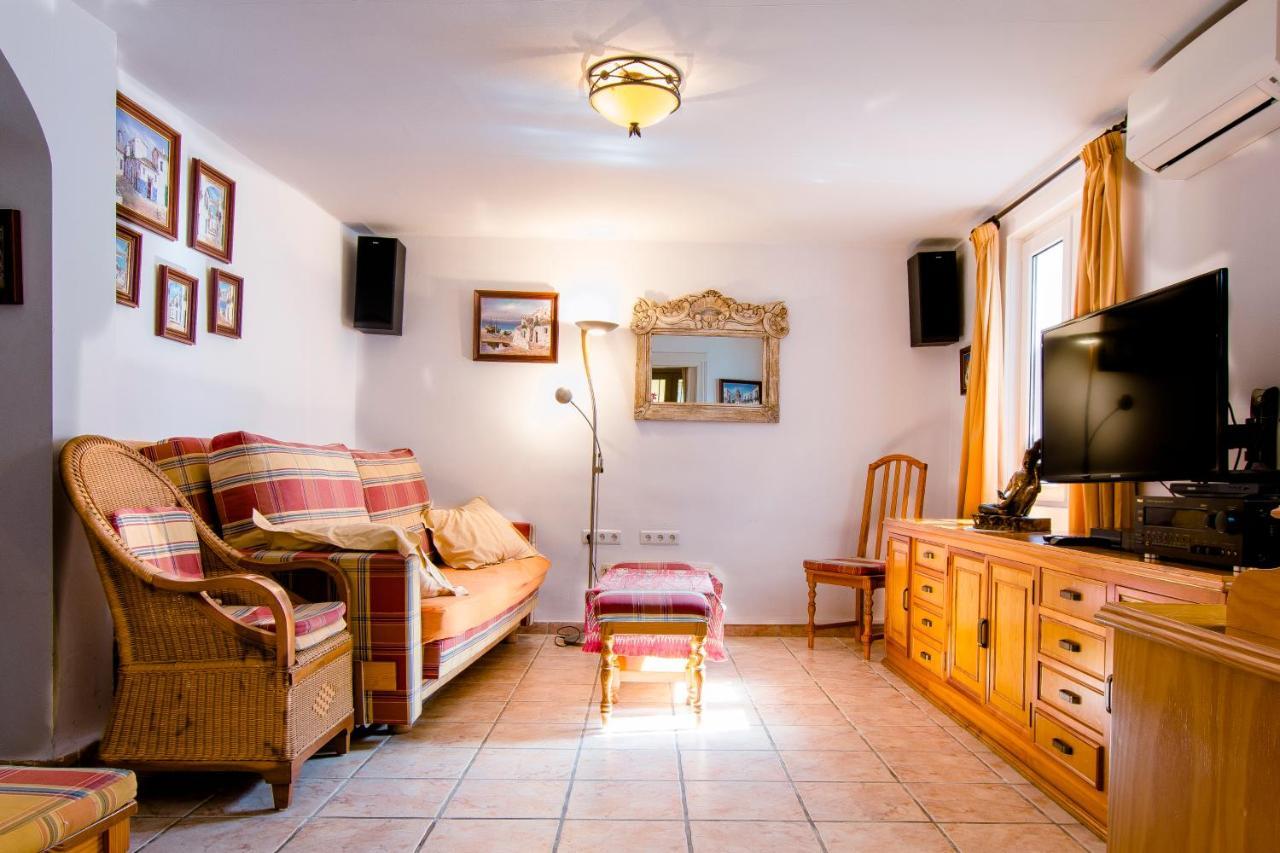 Casa Charlotte Lägenhet Nerja Exteriör bild