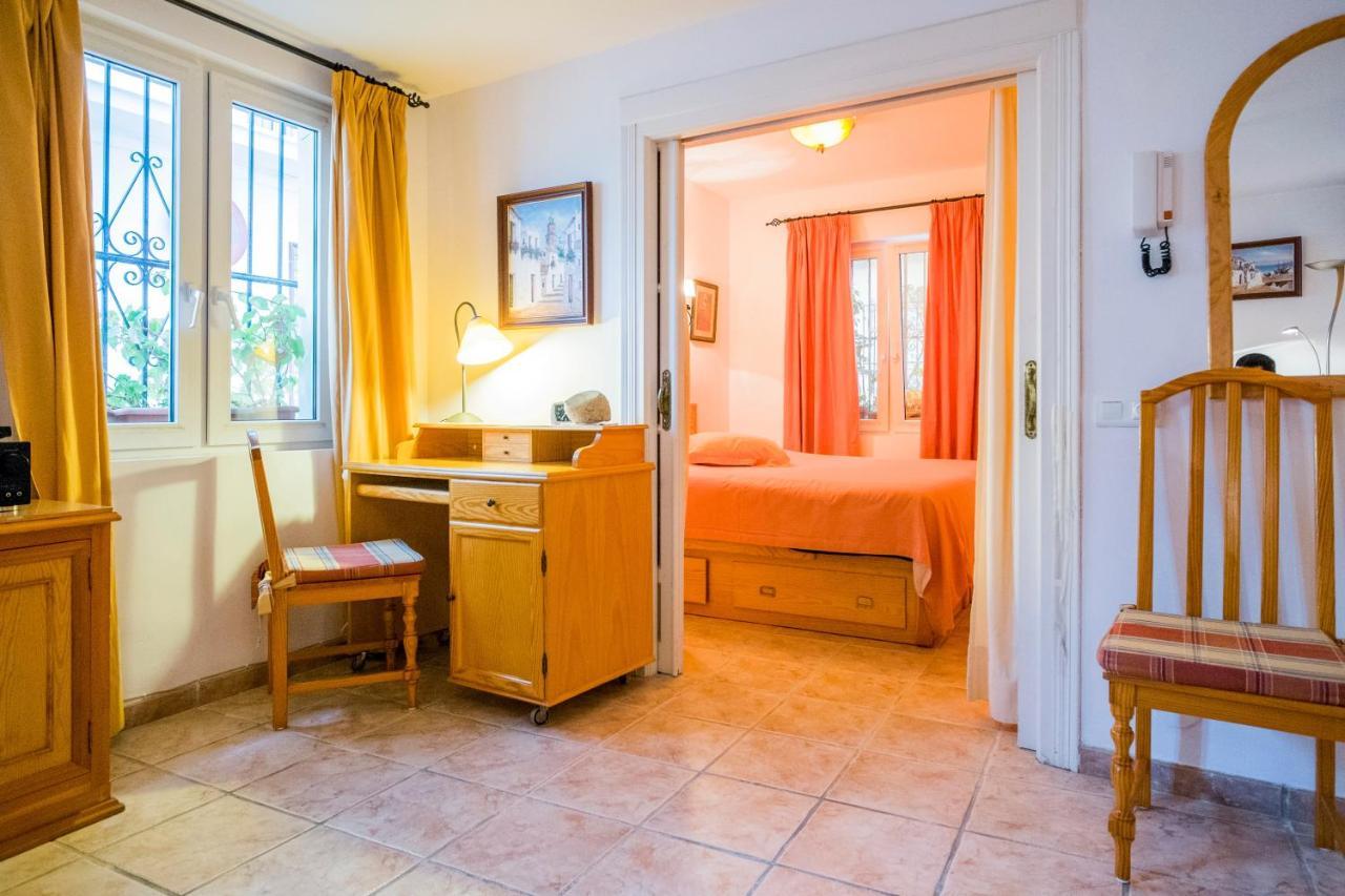 Casa Charlotte Lägenhet Nerja Exteriör bild