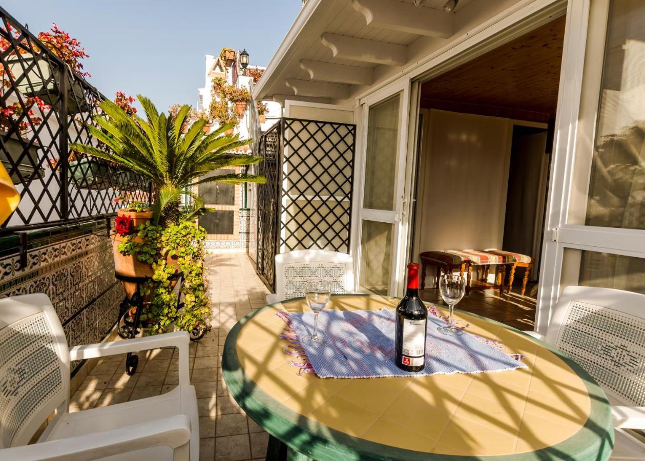 Casa Charlotte Lägenhet Nerja Exteriör bild