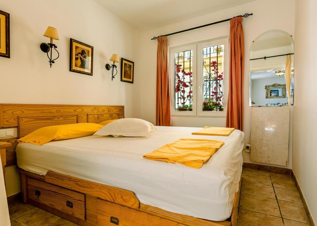 Casa Charlotte Lägenhet Nerja Exteriör bild